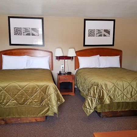 Budget Inn Чикаша Экстерьер фото