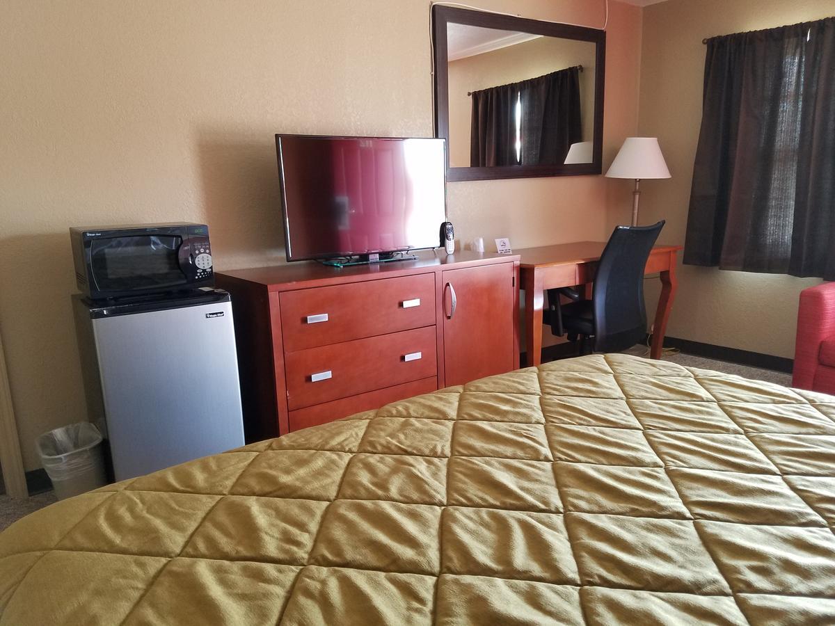 Budget Inn Чикаша Экстерьер фото